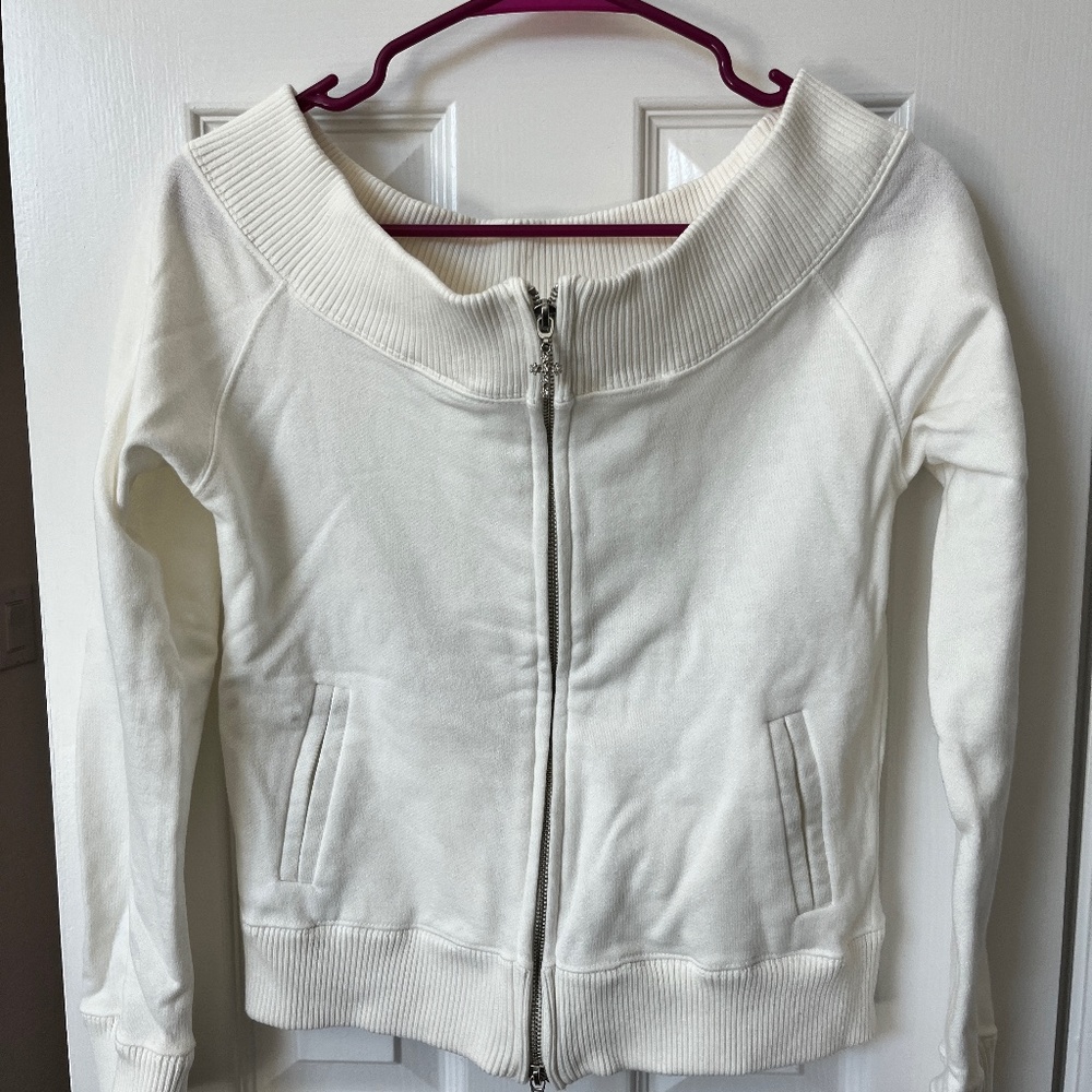 Zippered wide neck jacket